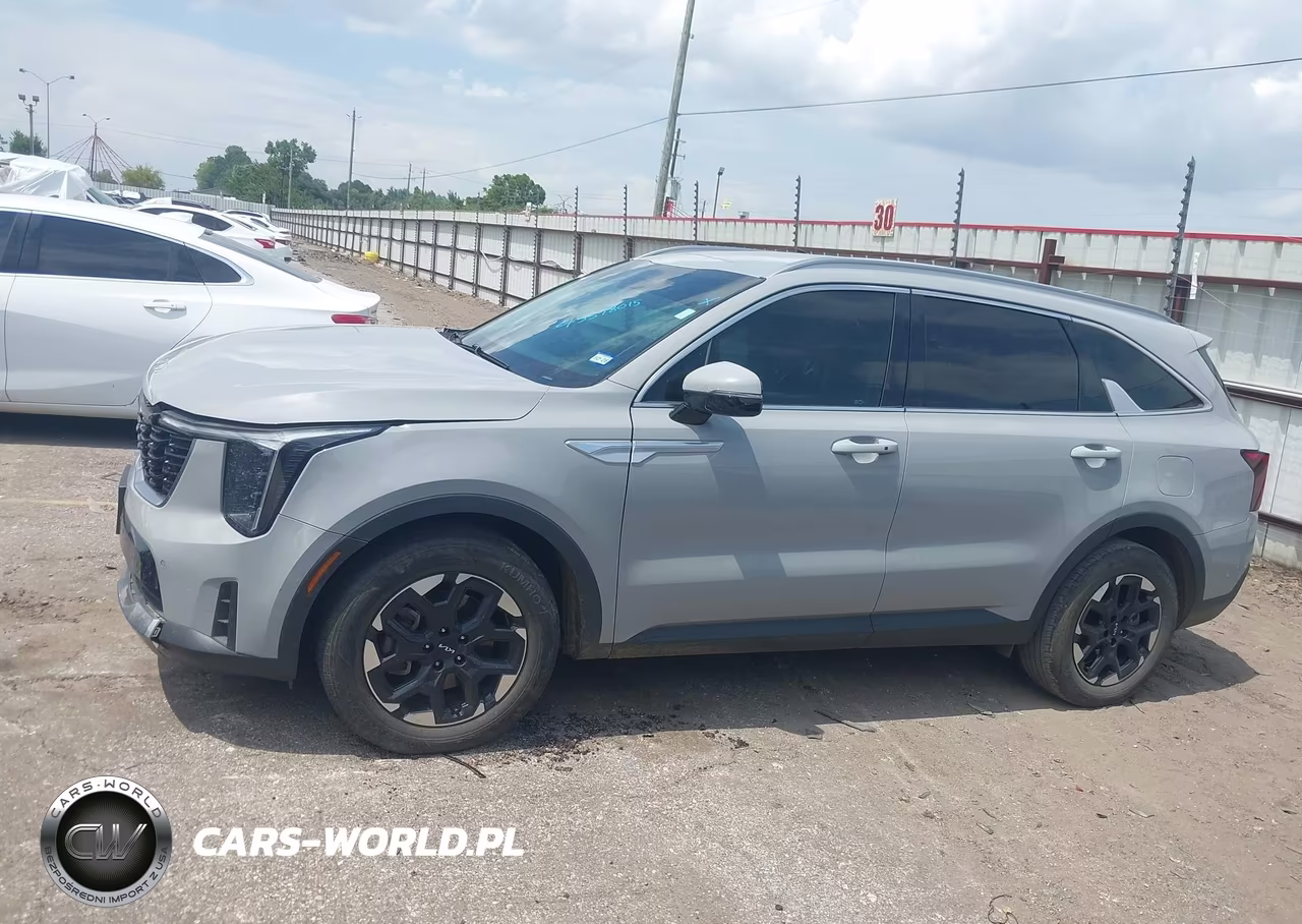 2025 Kia Sorento S VIN:5XYRL4JC6SG330740 - 14