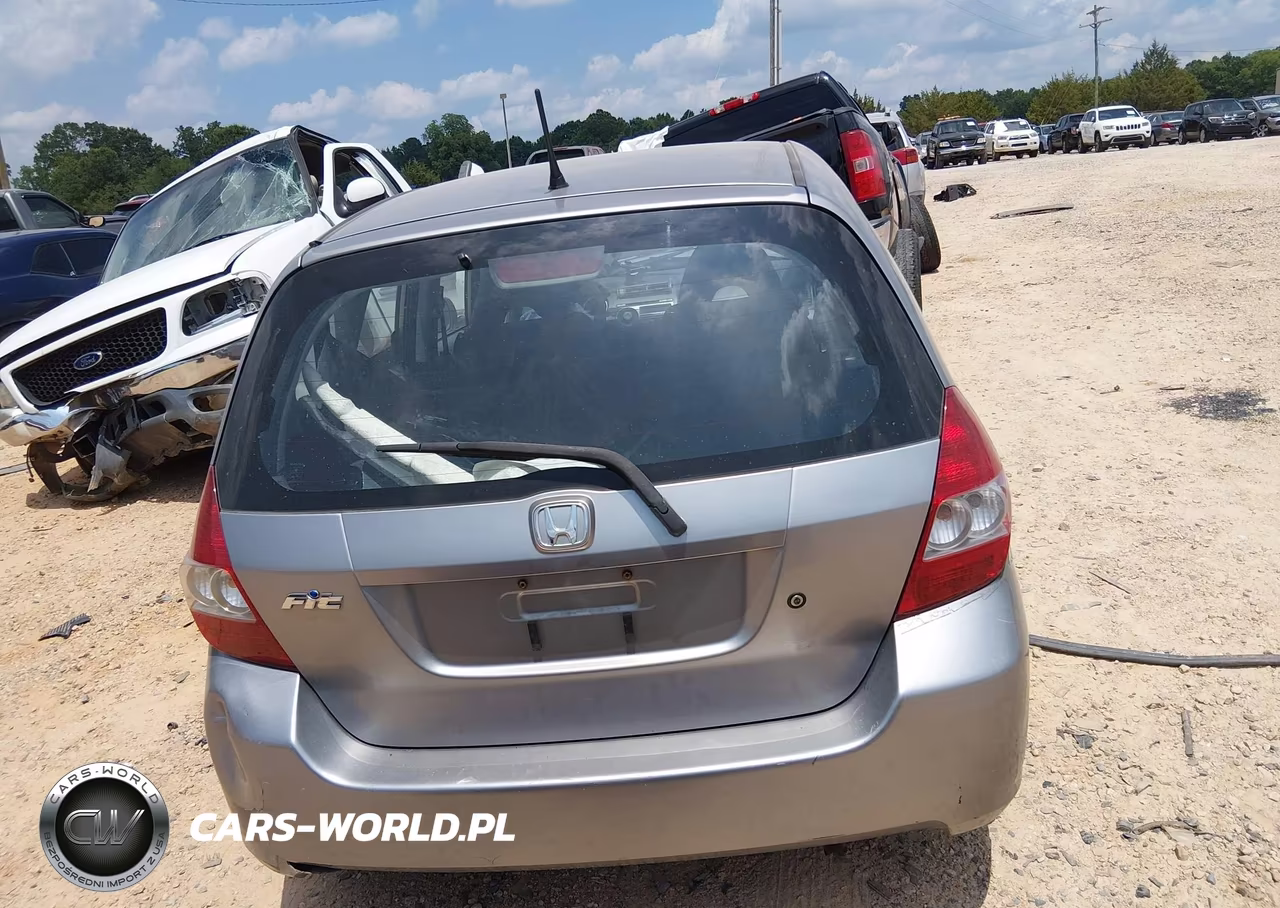 2007 Honda Fit VIN:JHMGD38417S045425 - 17