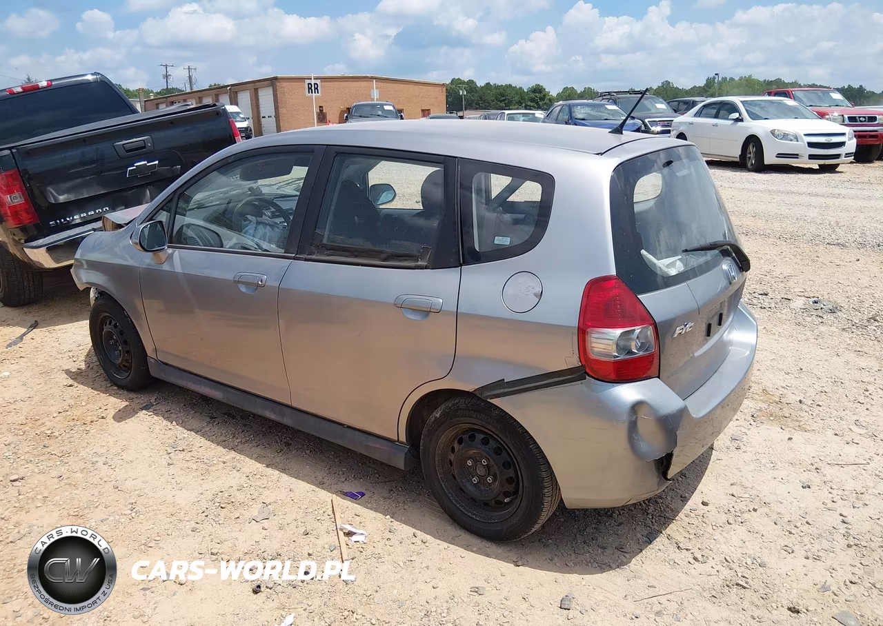 2007 Honda Fit VIN:JHMGD38417S045425 - 3