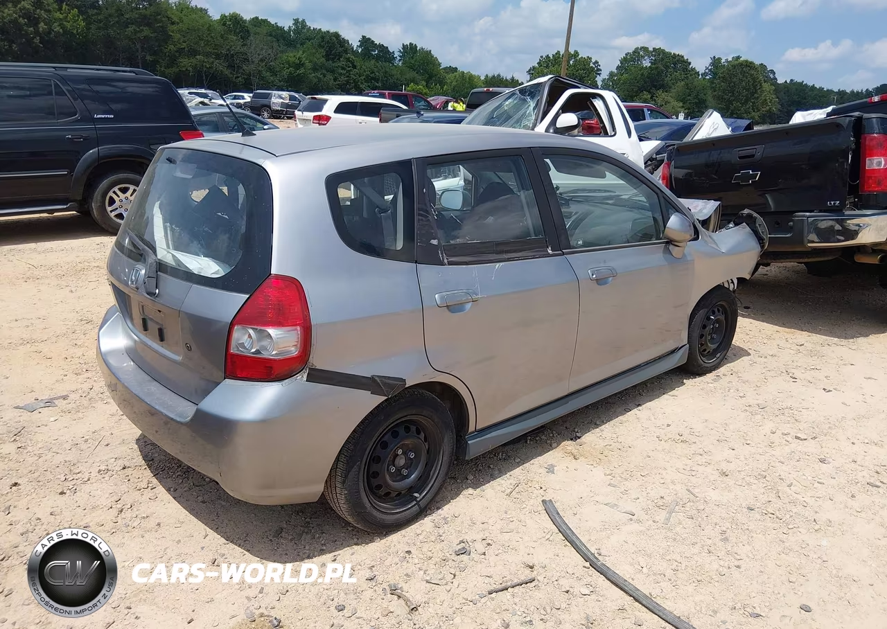 2007 Honda Fit VIN:JHMGD38417S045425 - 4