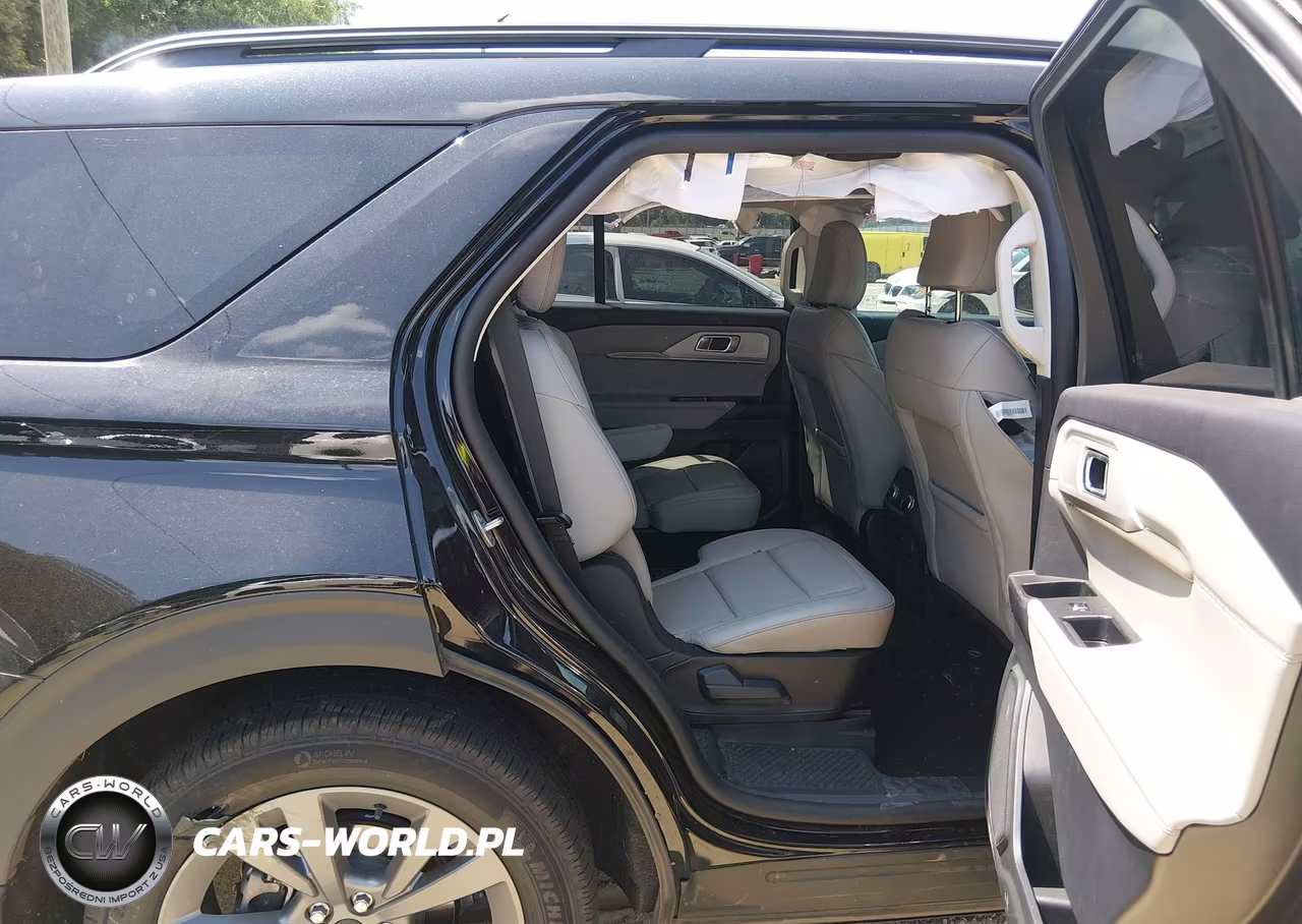 2025 Ford Explorer Active VIN:1FMUK8DH1SGB47735 - 8