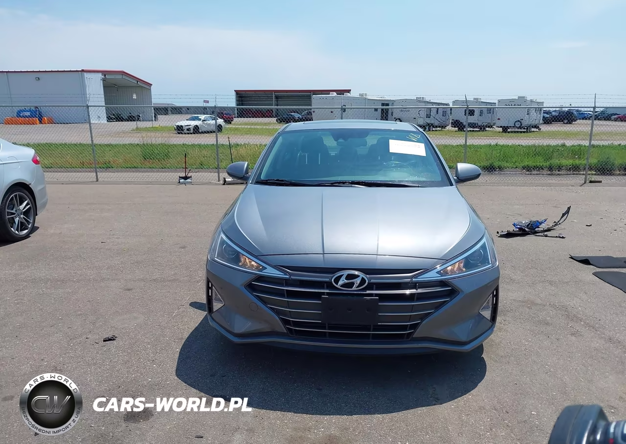 2019 Hyundai Elantra Value Edition VIN:KMHD84LF5KU867595 - 12
