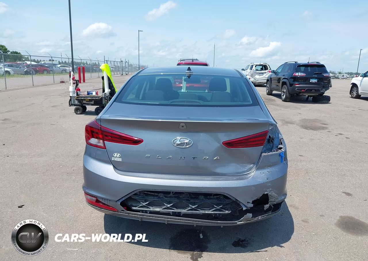 2019 Hyundai Elantra Value Edition VIN:KMHD84LF5KU867595 - 6