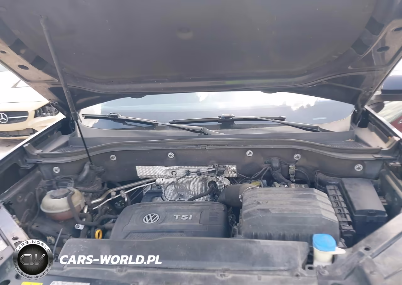 2018 Volkswagen Atlas 2.0T S VIN:1V2AP2CA2JC529755 - 10