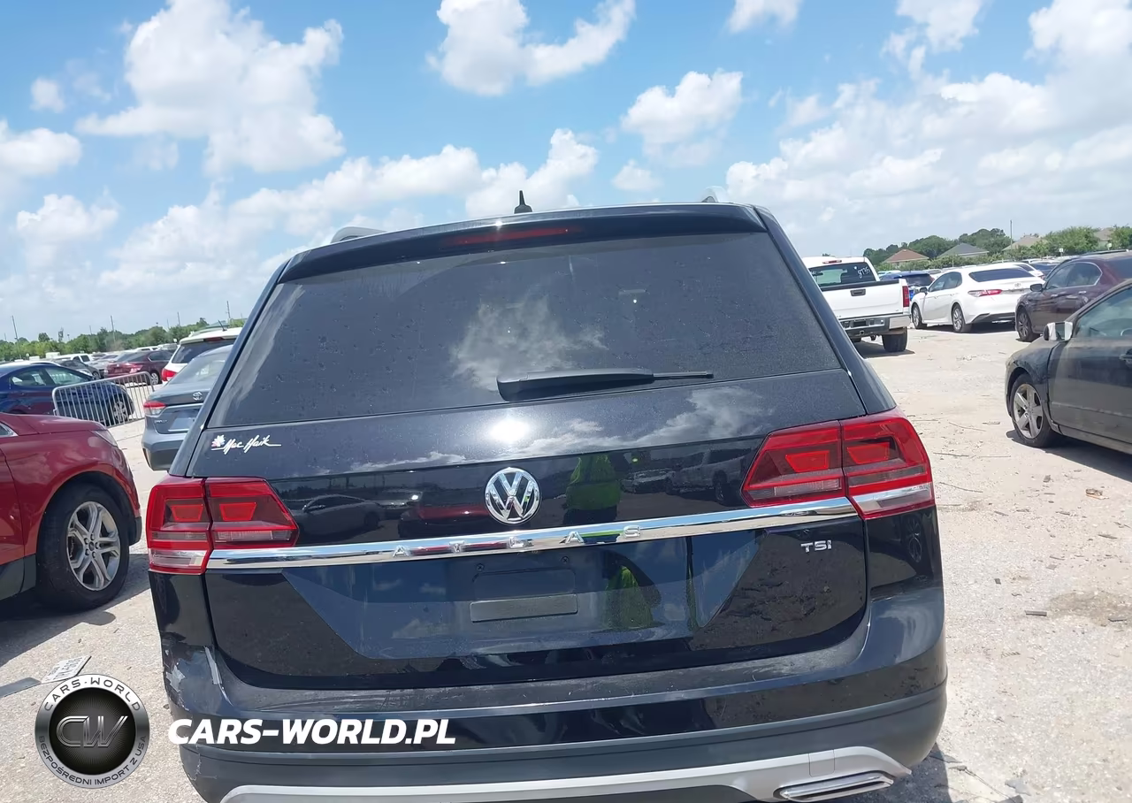 2018 Volkswagen Atlas 2.0T S VIN:1V2AP2CA2JC529755 - 16