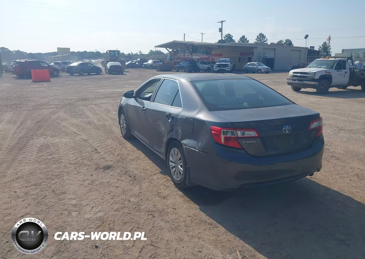 2012 Toyota Camry Le VIN:4T1BF1FK5CU128166 - 3