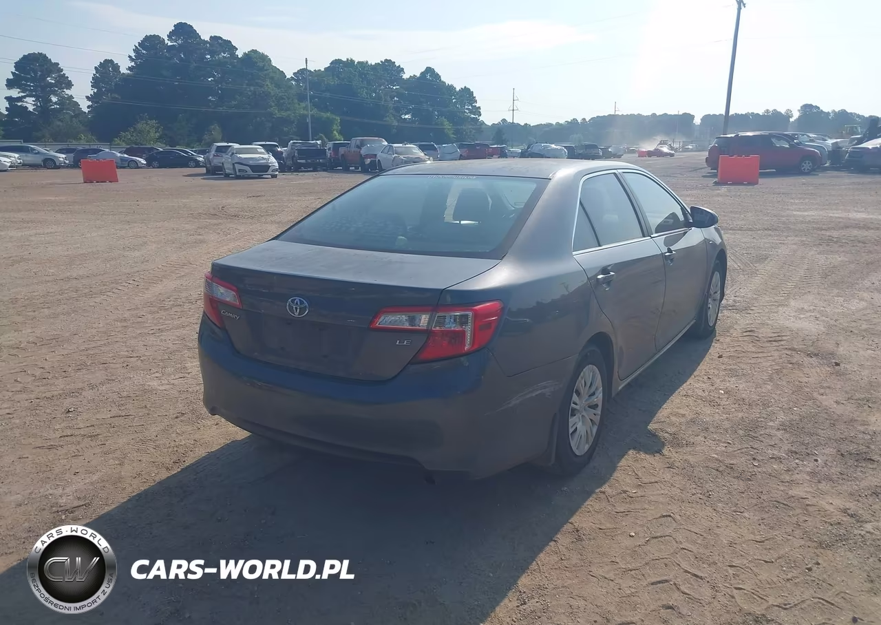2012 Toyota Camry Le VIN:4T1BF1FK5CU128166 - 4