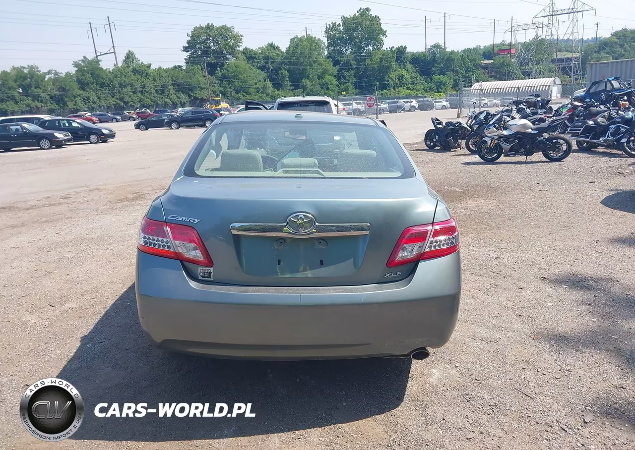 2011 Toyota Camry Xle VIN:4T1BF3EK9BU591018 - 16