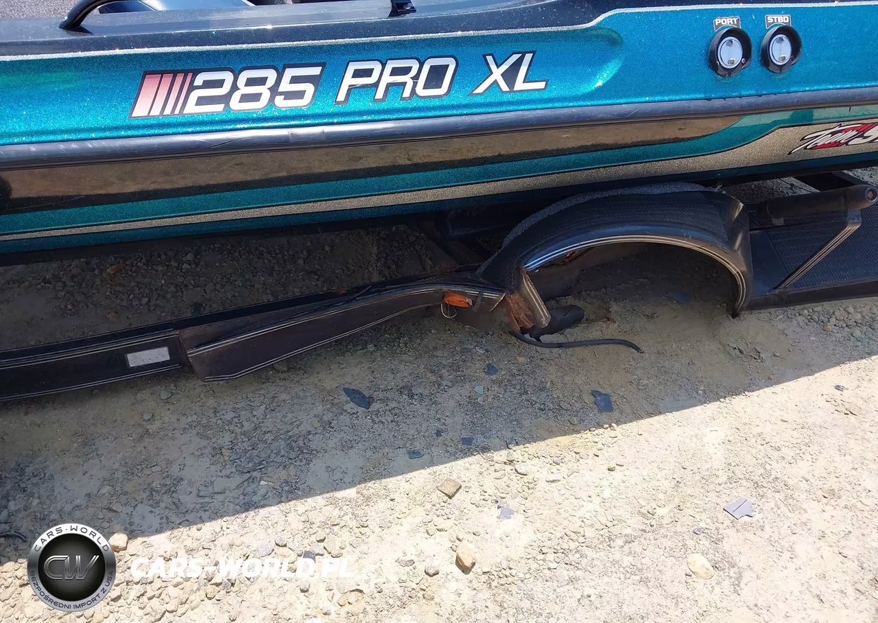 1995 Stratos 18' Boat-Trailer Has No Title VIN:BNZ8A116G495 - 13