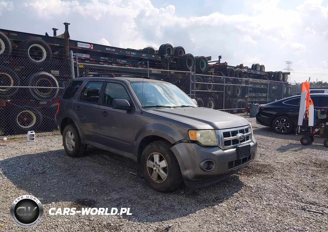 2010 Ford Escape Xls VIN:1FMCU0C78AKD04740 - 6