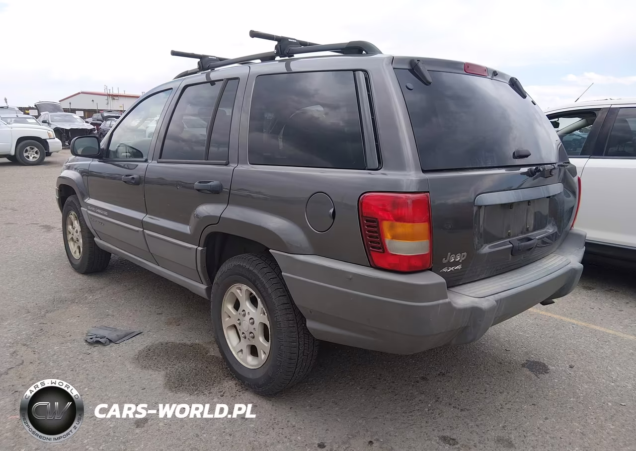 2002 Jeep Grand Cherokee Laredo VIN:1J4GW48S22C285015 - 3