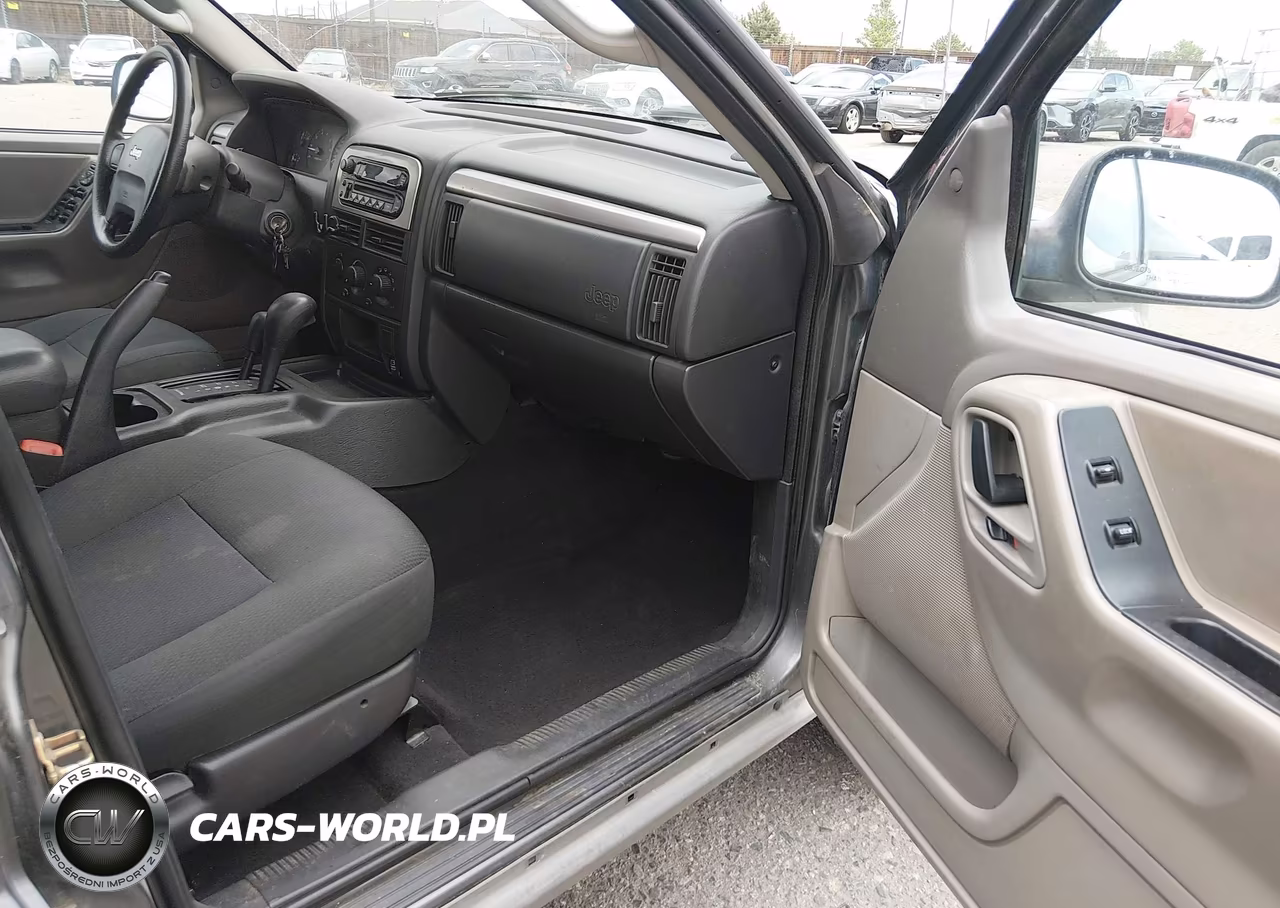 2002 Jeep Grand Cherokee Laredo VIN:1J4GW48S22C285015 - 5