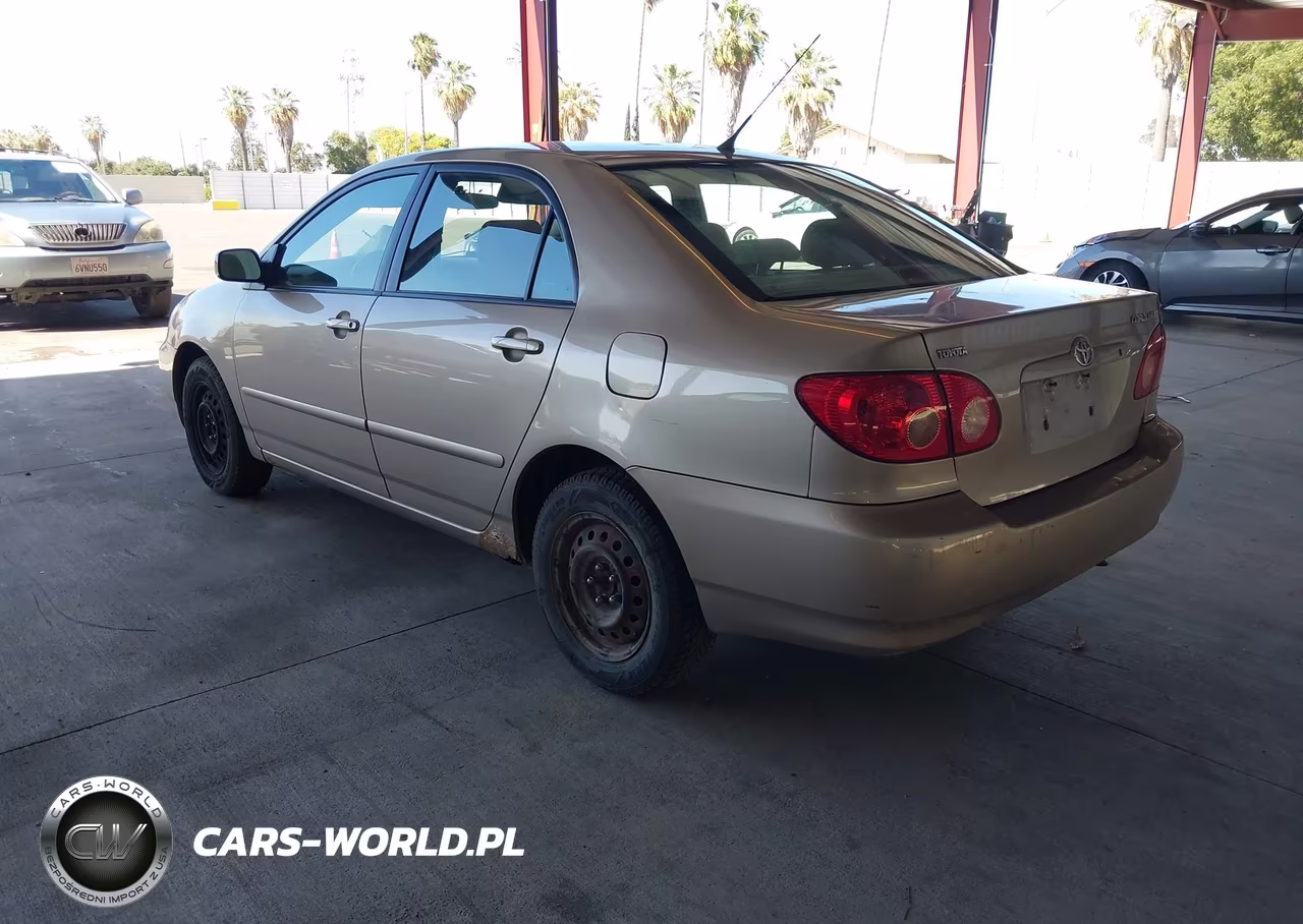 2007 Toyota Corolla Le VIN:1NXBR32E77Z926600 - 3