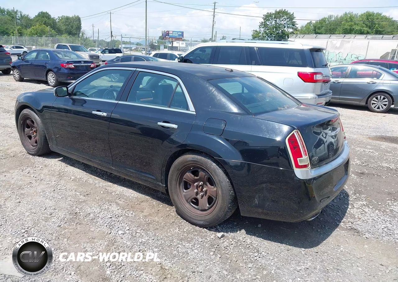2012 Chrysler 300C Luxury Series VIN:2C3CCAPT8CH273489 - 3