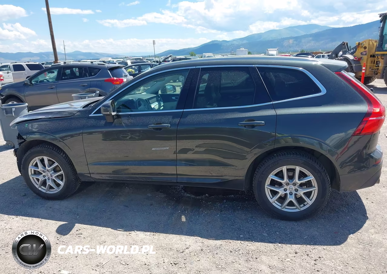 2018 Volvo Xc60 T5 Momentum VIN:YV4102RK0J1084835 - 15