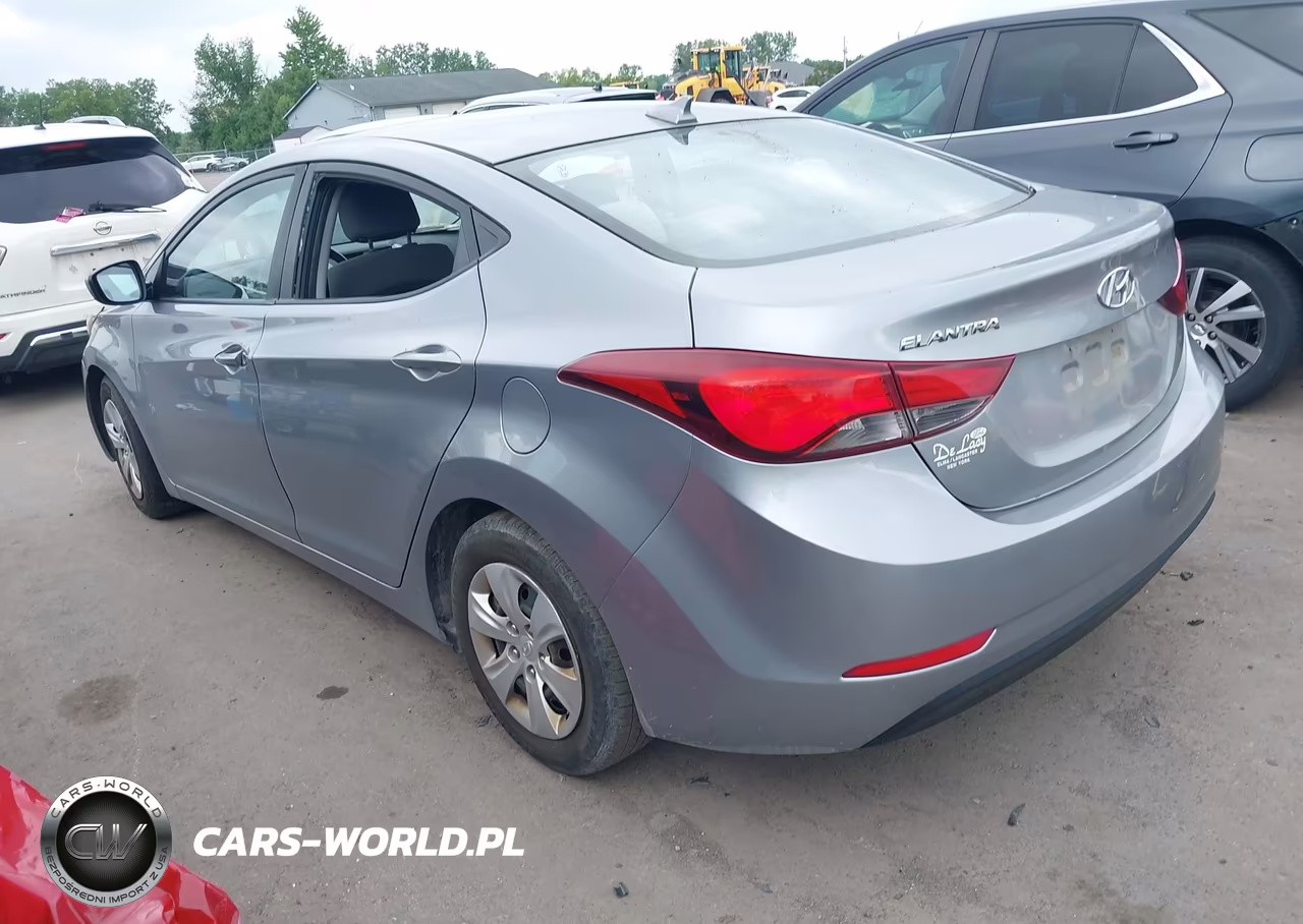 2016 Hyundai Elantra Se VIN:5NPDH4AE0GH688333 - 3