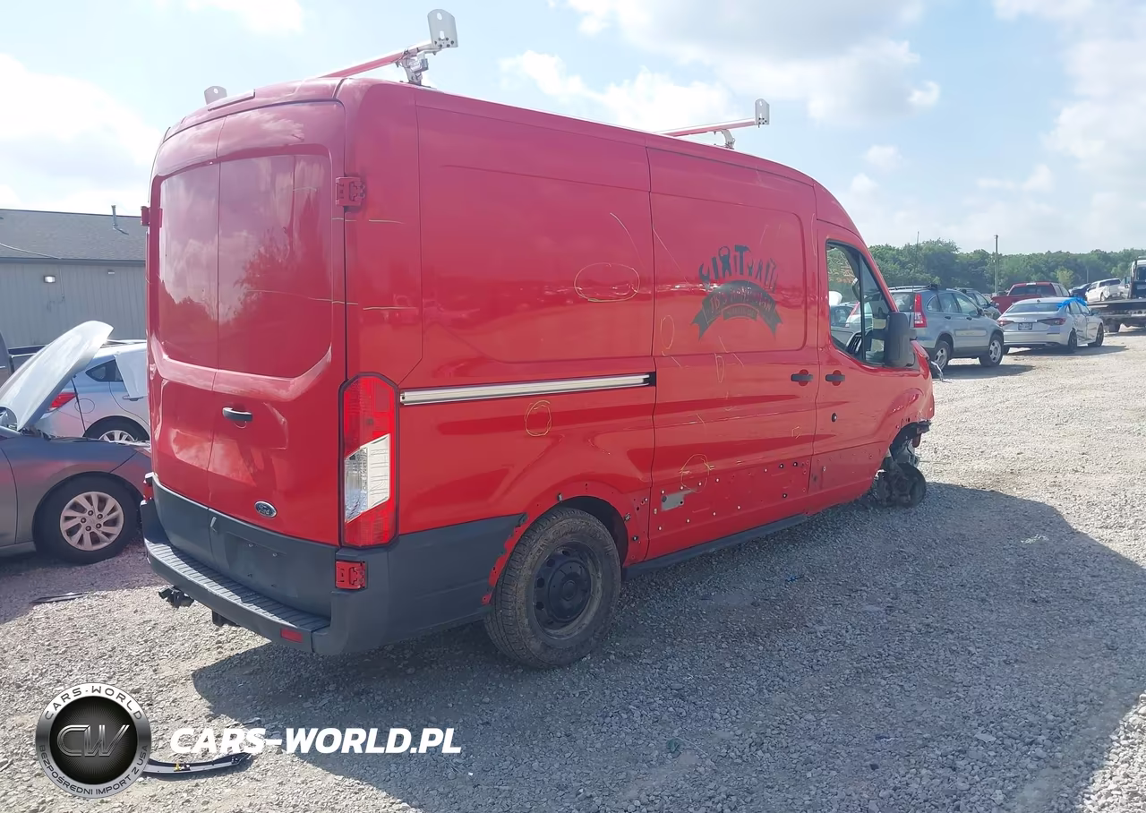 2016 Ford Transit-150 VIN:1FTYE1CM7GKB33104 - 4