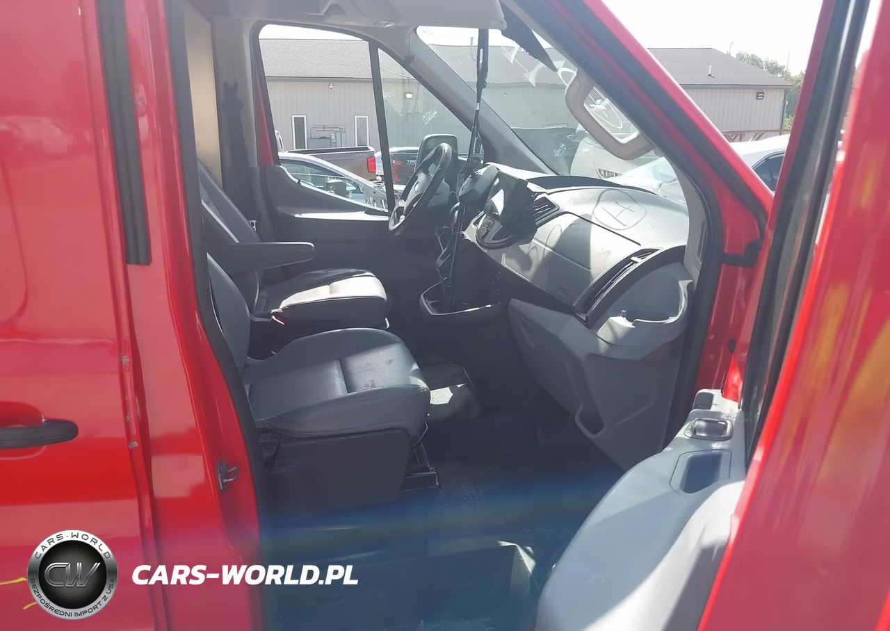 2016 Ford Transit-150 VIN:1FTYE1CM7GKB33104 - 5