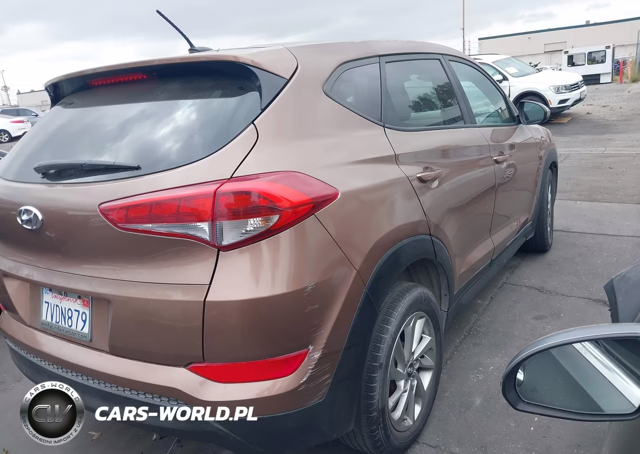 2016 Hyundai Tucson Se VIN:KM8J23A46GU238354 - 4