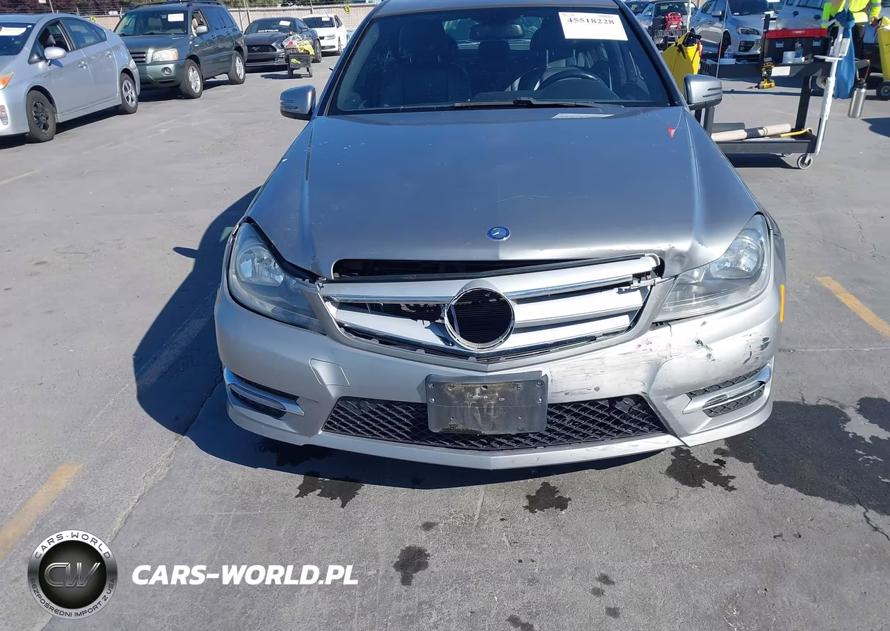 2013 Mercedes-Benz C 250 Sport VIN:WDDGF4HB3DA866713 - 6