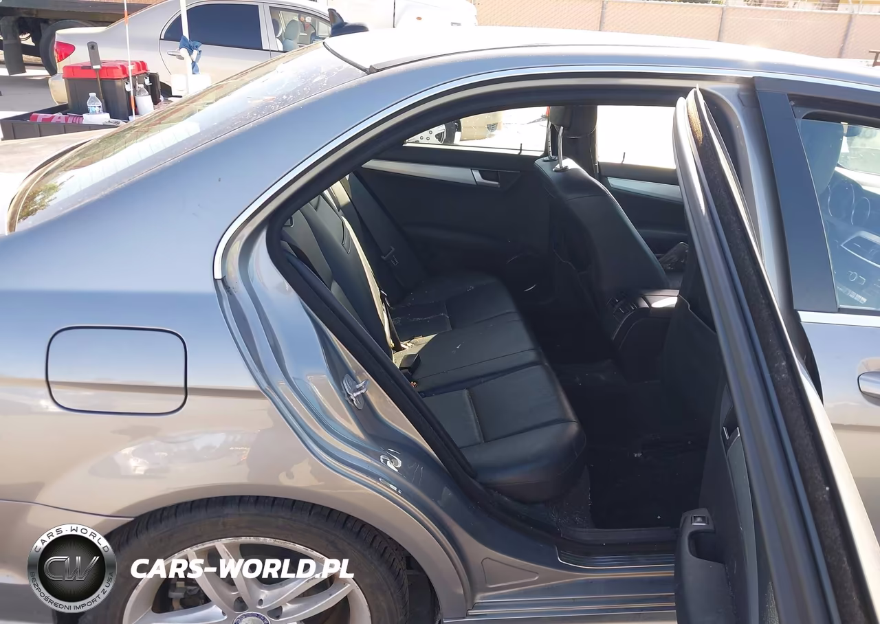 2013 Mercedes-Benz C 250 Sport VIN:WDDGF4HB3DA866713 - 8