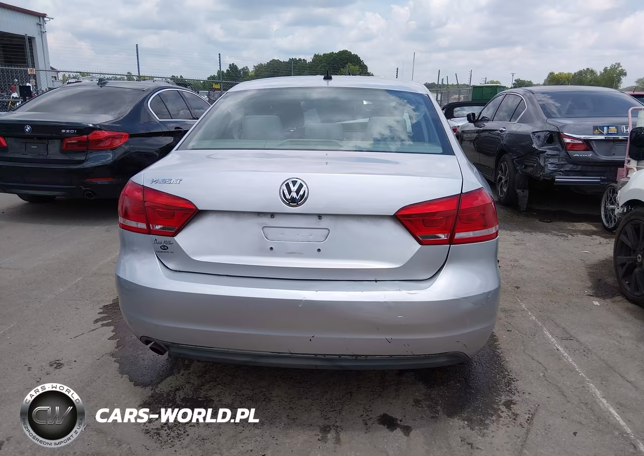 2014 Volkswagen Passat 2.5L S VIN:1VWAP7A38EC018511 - 16