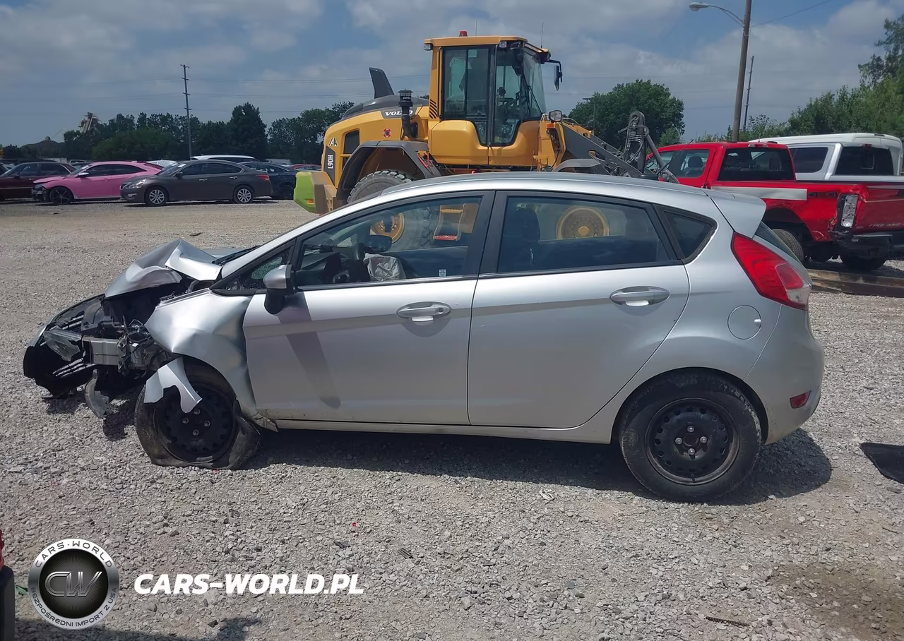 2017 Ford Fiesta S VIN:3FADP4TJ7HM117565 - 14