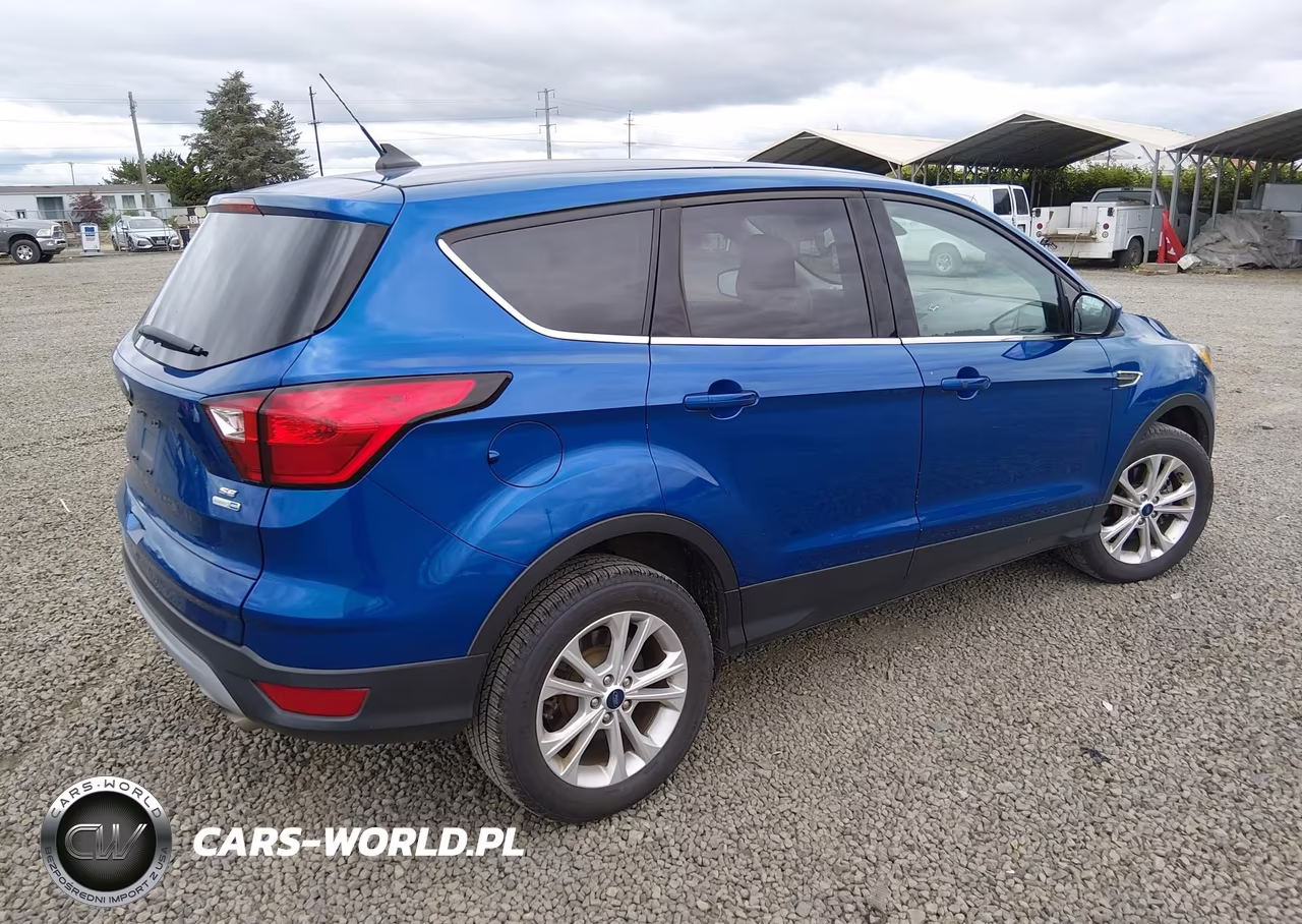 2019 Ford Escape Se VIN:1FMCU9GD2KUA72730 - 4