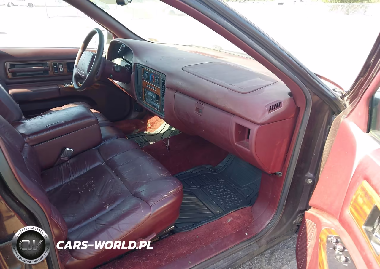1996 Chevrolet Caprice Classic VIN:1G1BL52W4TR163323 - 5