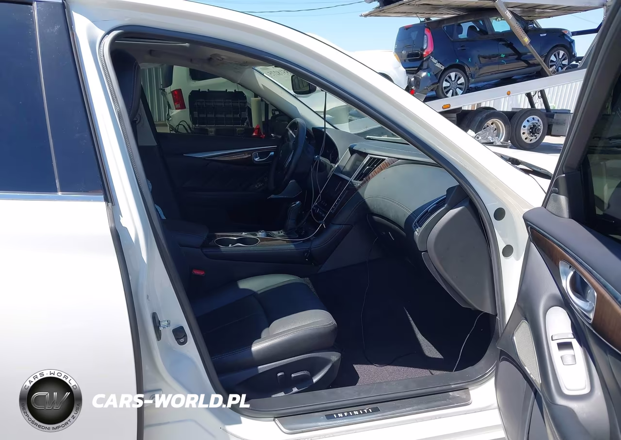 2018 Infiniti Q50 Hybrid Luxe VIN:JN1AV7AP2JM160033 - 5
