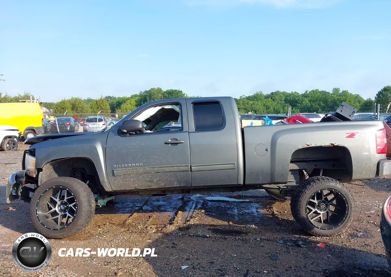 2011 Chevrolet Silverado 1500 Lt VIN:1GCRKSE34BZ308352 - 14