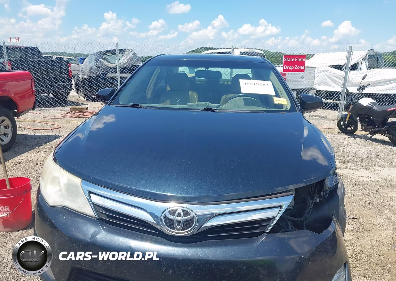 2013 Toyota Camry Xle VIN:4T1BF1FK3DU667130 - 13