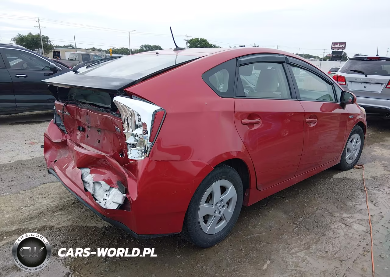 2011 Toyota Prius Three VIN:JTDKN3DU8B5367551 - 4