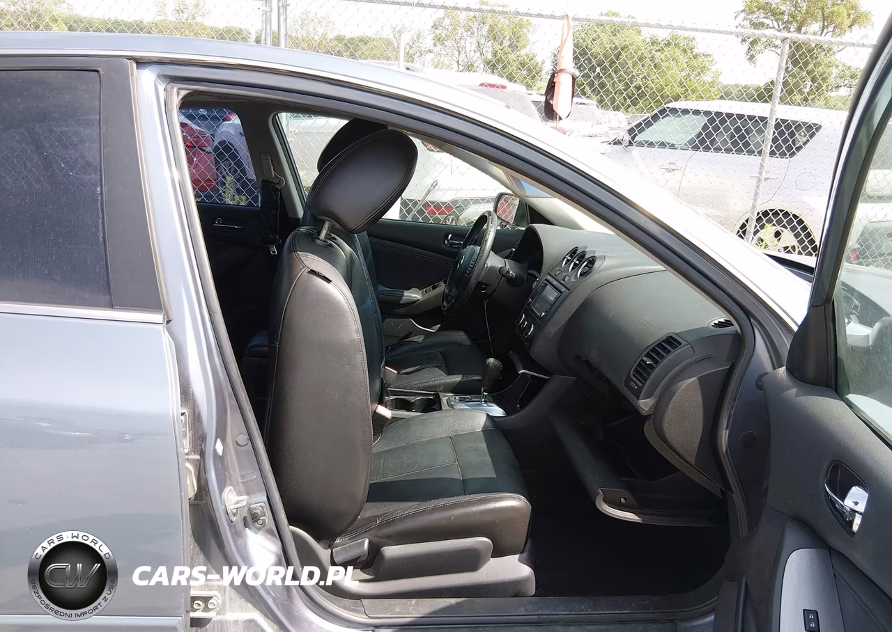 2011 Nissan Altima 2.5 S VIN:1N4AL2AP4BN410797 - 5