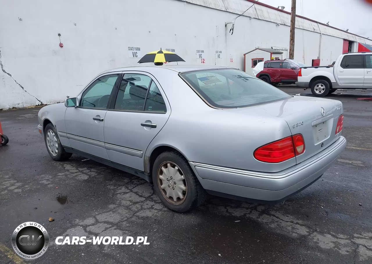 1999 Mercedes-Benz E 320 Awd VIN:WDBJF82H0XX019667 - 3