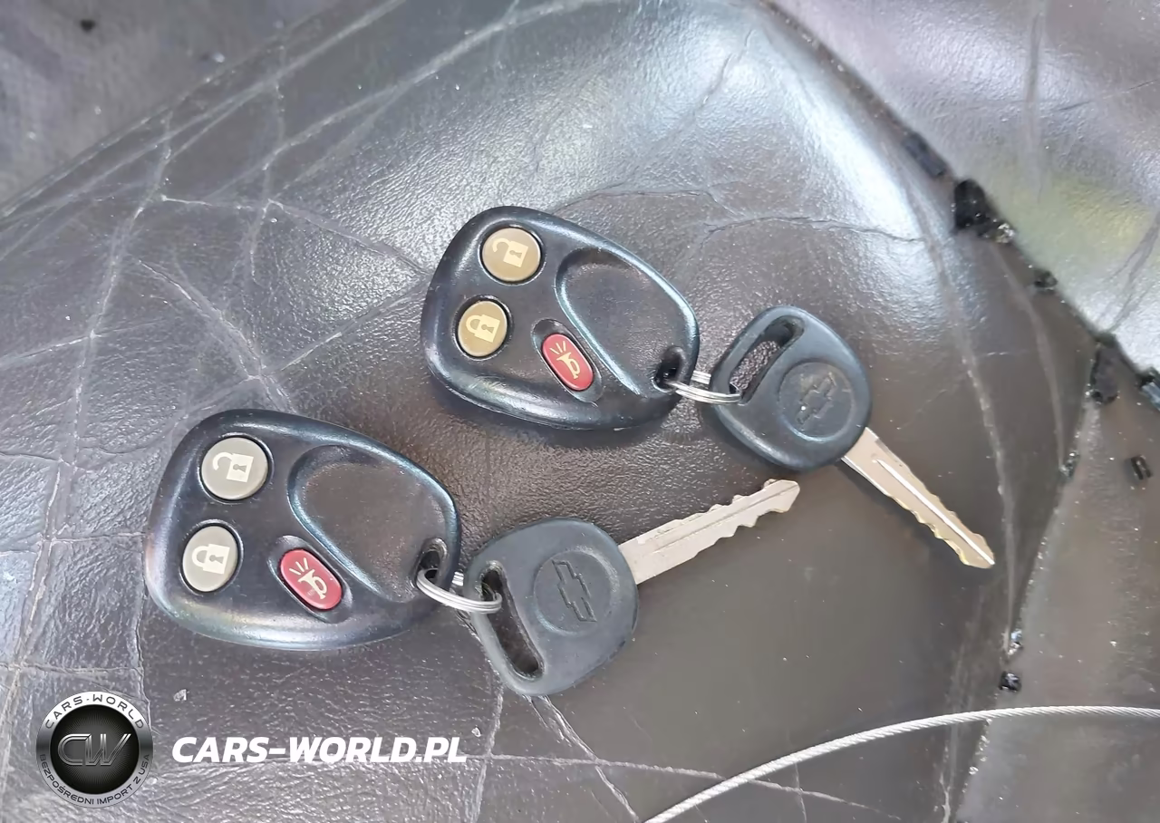 2004 Chevrolet Avalanche 1500 VIN:3GNEK12T44G220117 - 11