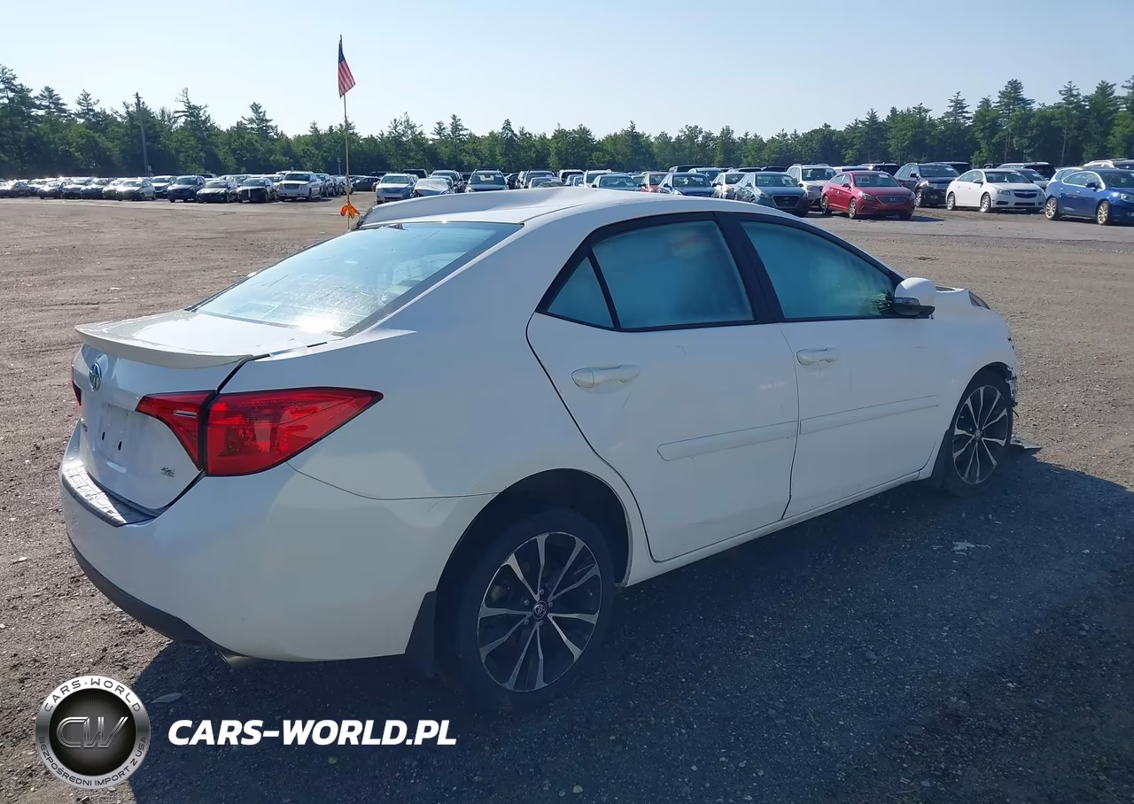 2019 Toyota Corolla Se VIN:2T1BURHE9KC194392 - 4