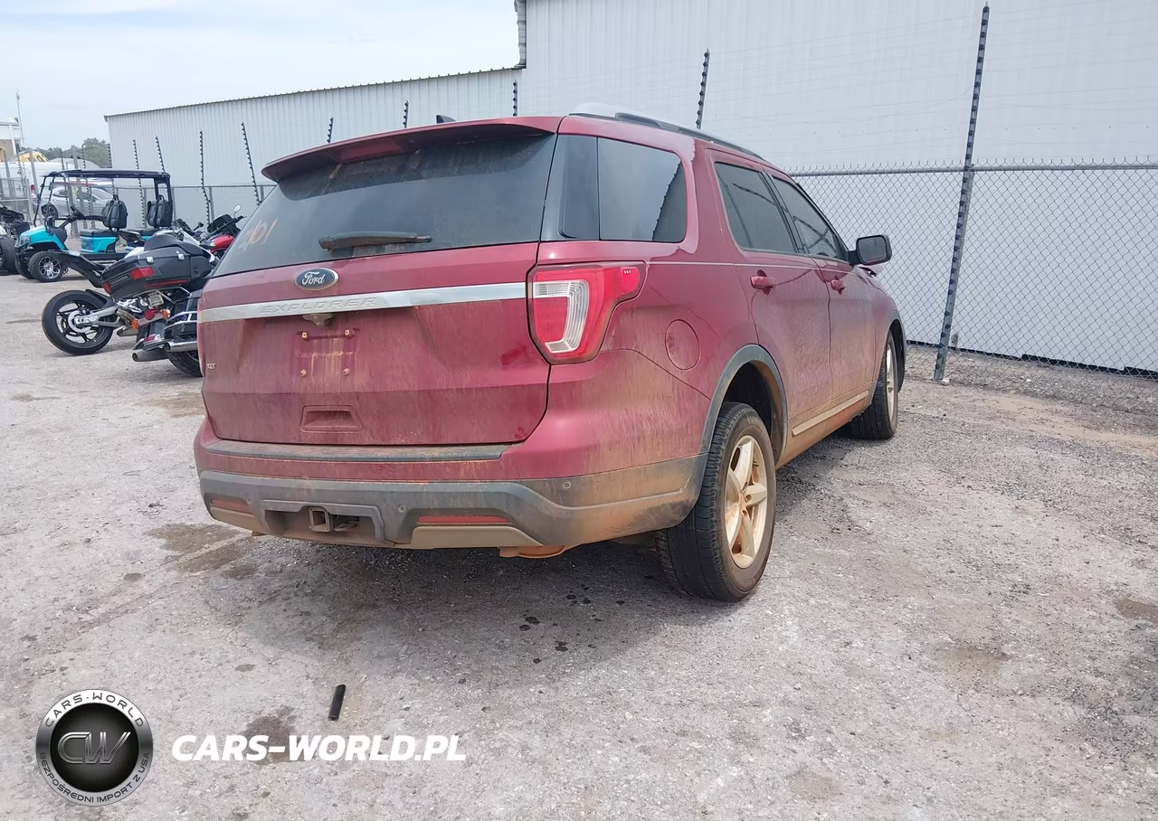 2019 Ford Explorer Xlt VIN:1FM5K7D86KGA21997 - 4