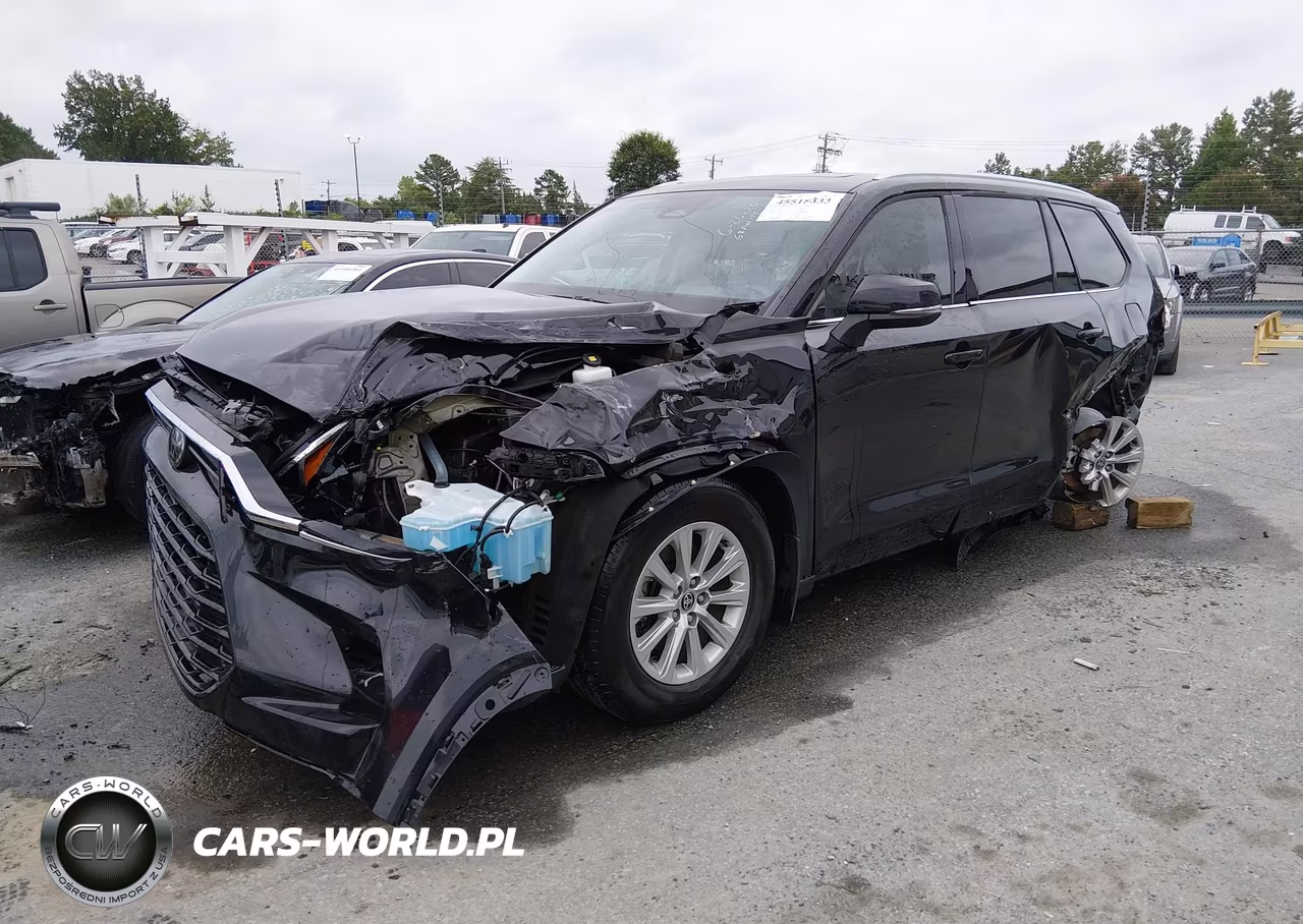 2024 Toyota Grand Highlander Xle VIN:5TDAAAB56RS002412 - 2