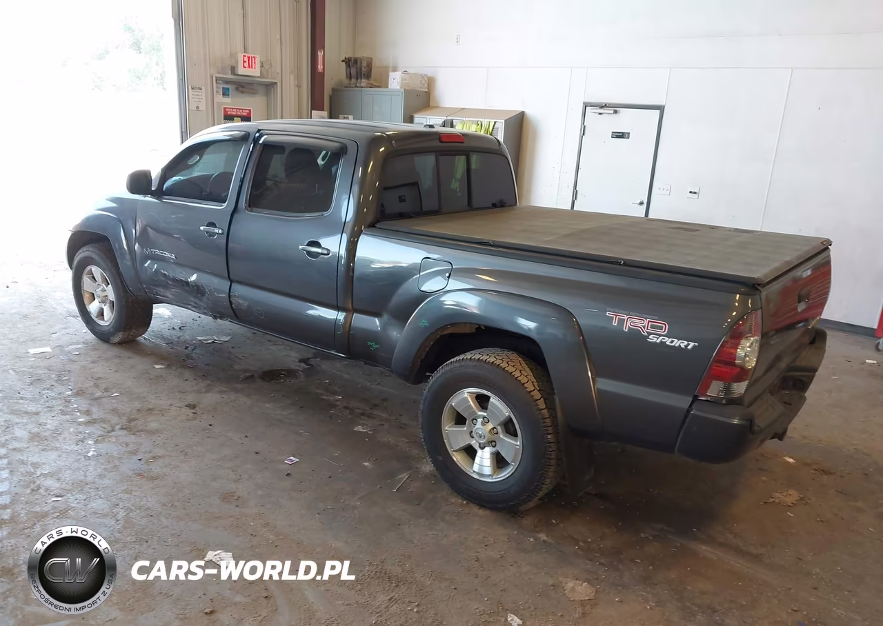 2011 Toyota Tacoma Base V6 VIN:3TMMU4FN4BM027685 - 3
