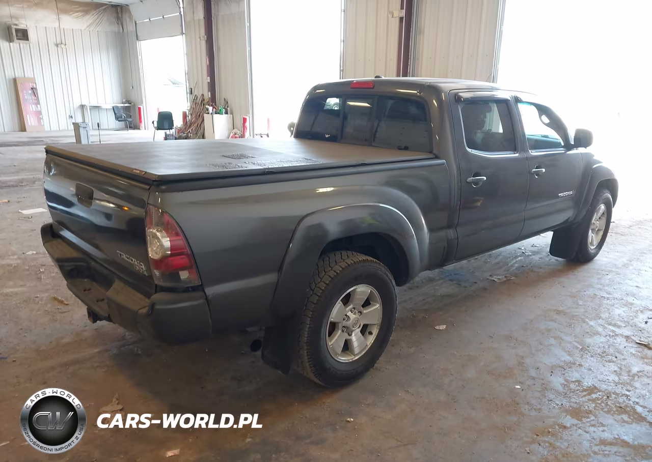 2011 Toyota Tacoma Base V6 VIN:3TMMU4FN4BM027685 - 4
