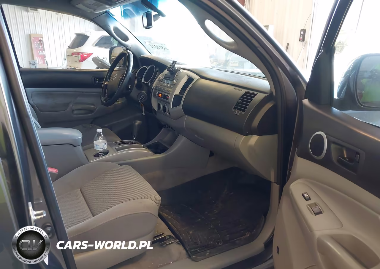 2011 Toyota Tacoma Base V6 VIN:3TMMU4FN4BM027685 - 5