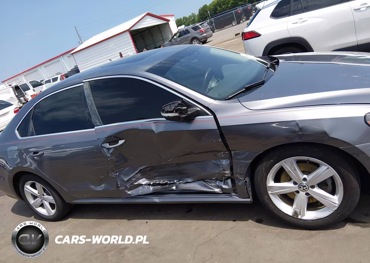 2013 Volkswagen Passat 2.5L Se VIN:1VWBP7A36DC018106 - 13