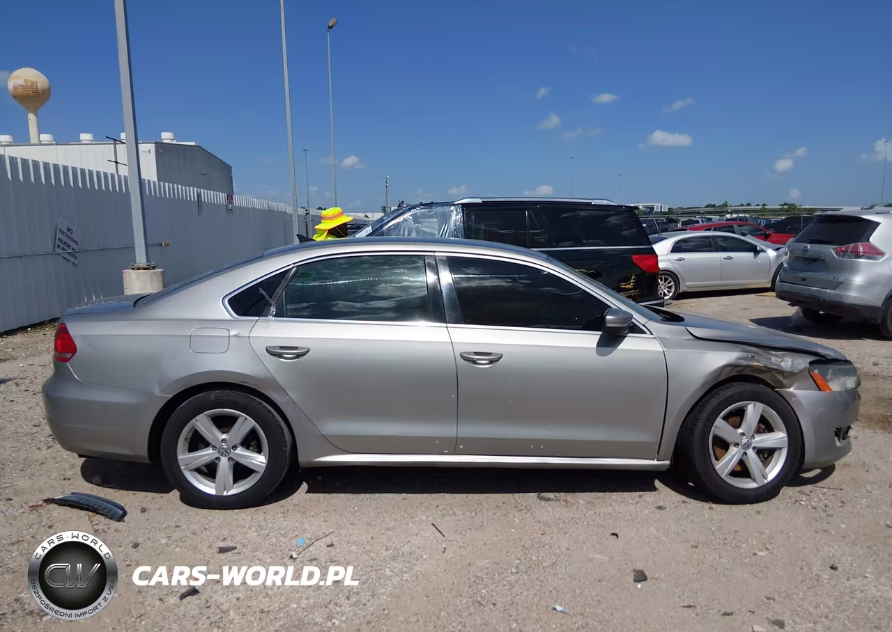 2013 Volkswagen Passat 2.5L Se VIN:1VWBP7A30DC141013 - 13