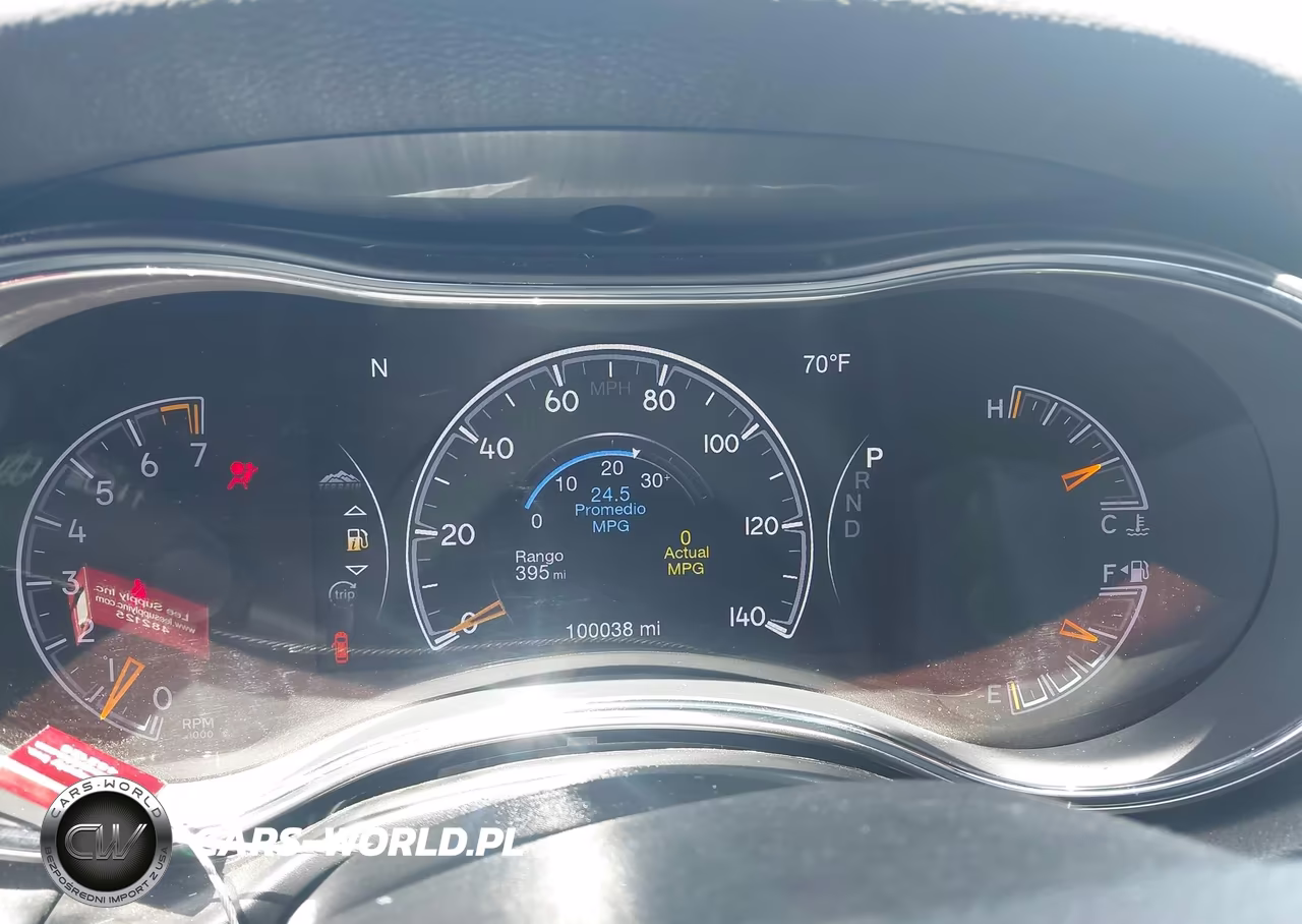 2019 Jeep Grand Cherokee Upland 4X4 VIN:1C4RJFAG3KC538115 - 7