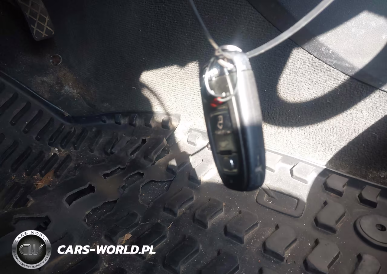 2012 Audi Q5 2.0T Premium VIN:WA1LFAFP2CA074180 - 11
