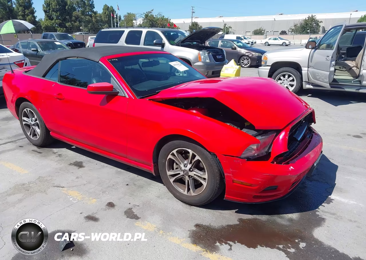 2014 Ford Mustang V6-V6 Premium