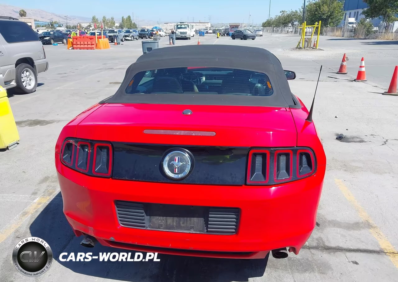2014 Ford Mustang V6-V6 Premium VIN:1ZVBP8EM8E5310628 - 16
