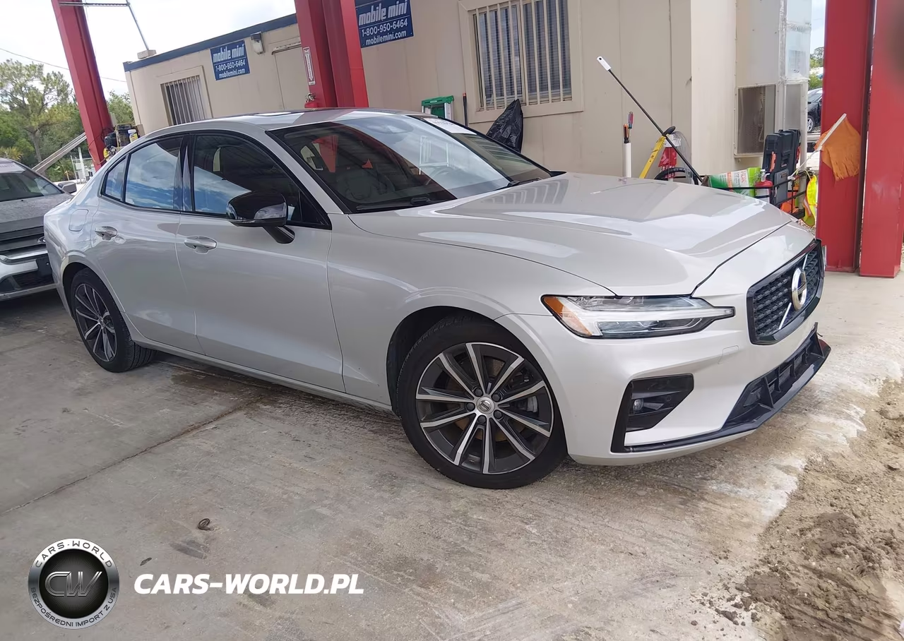 2022 Volvo S60 B5 Momentum VIN:7JRL12FZ1NG155636 - 13