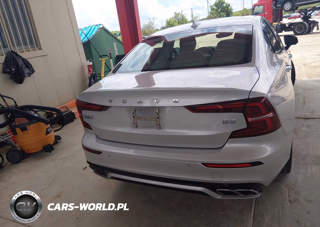 2022 Volvo S60 B5 Momentum VIN:7JRL12FZ1NG155636 - 16